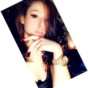 Meet your Posher, Angelina